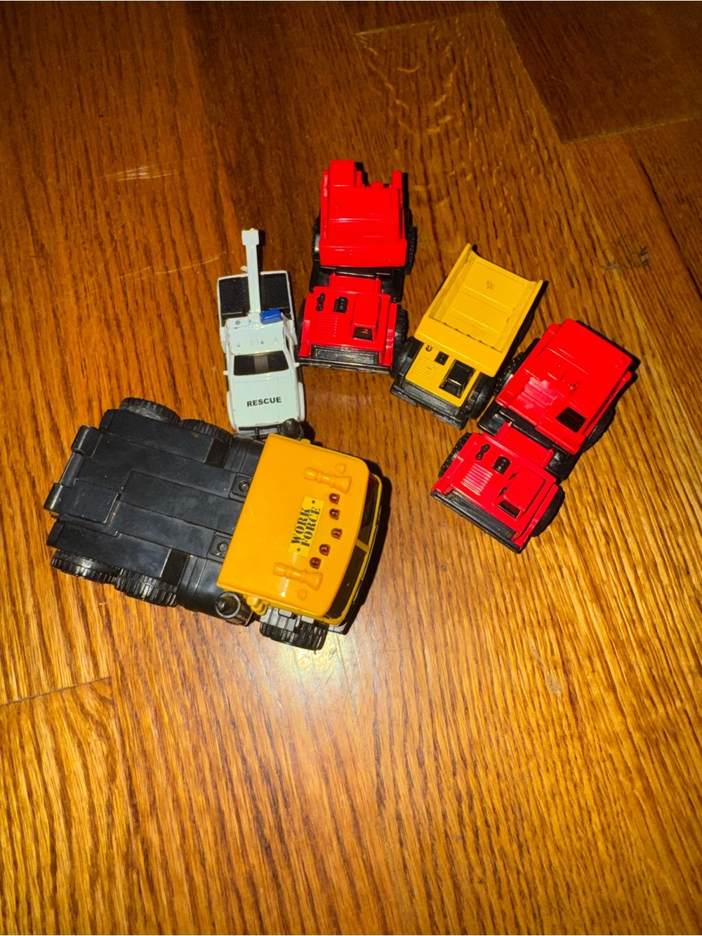 Construction Truck Toy Lot – 6 Trucks – Semi Trucks, Dump Truck & Rescue Vehicle